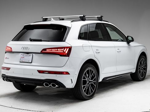 Used 2021 Audi SQ5 Prestige w/ Prestige Package AWD/4WD image 33