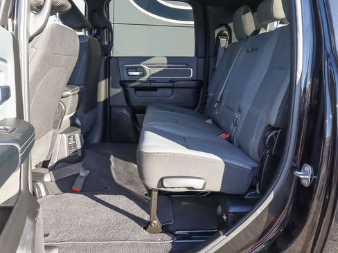 Used 2022 RAM 2500 Big Horn image 8