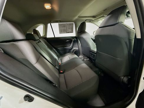 Certified 2019 Toyota RAV4 XLE w/ Convenience Package AWD/4WD image 27