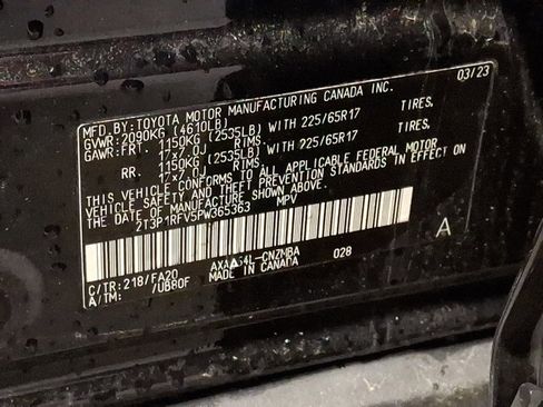 Used 2023 Toyota RAV4 XLE AWD/4WD image 25