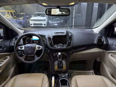 Used 2016 Ford Escape Titanium FWD image 19