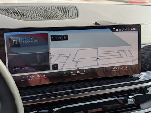 New 2026 BMW X7 M60i image 26