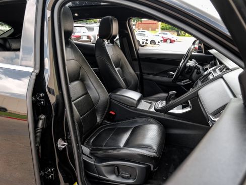 Used 2018 Jaguar E-PACE R-Dynamic S AWD/4WD image 34