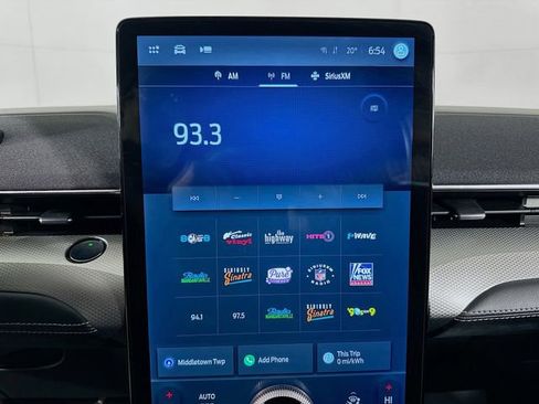 Certified 2022 Ford Mustang Mach-E Select image 24