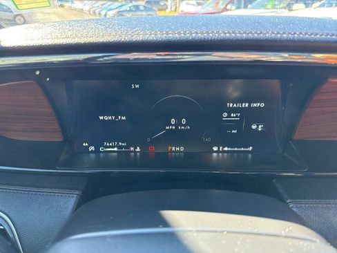 Used 2019 Lincoln Navigator Reserve image 38