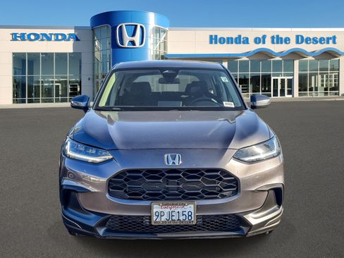 Certified 2025 Honda HR-V LX image 2