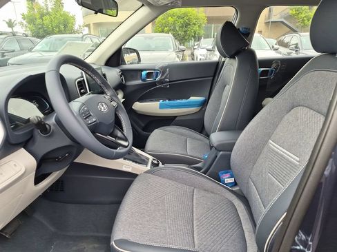 New 2026 Hyundai Venue SEL FWD image 15
