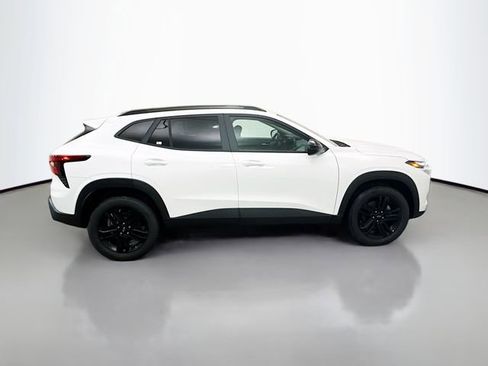 New 2026 Chevrolet Trax ACTIV w/ Sunroof Package image 10