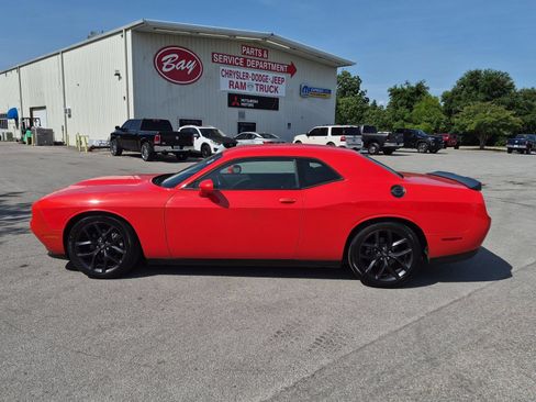 Used 2021 Dodge Challenger GT w/ Blacktop Package RWD image 9