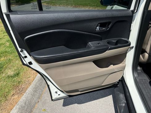 Used 2016 Honda Pilot EX-L image 30