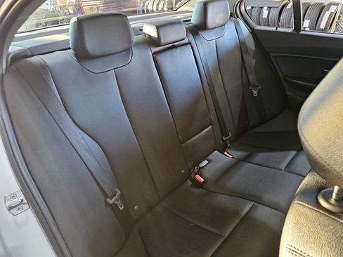 Used 2016 BMW 320i Sedan image 26