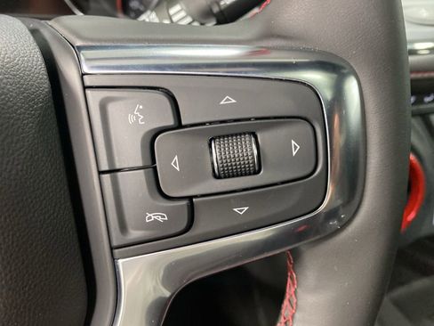 Used 2025 Chevrolet Blazer RS w/ Enhanced Convenience Package image 45