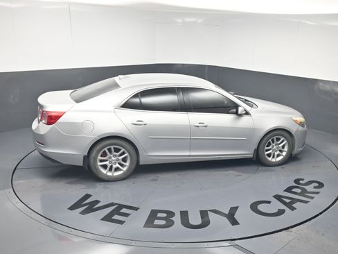 Used 2015 Chevrolet Malibu LT w/ Power Convenience Package FWD image 24
