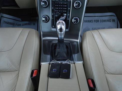 Used 2013 Volvo S60 T5 image 23