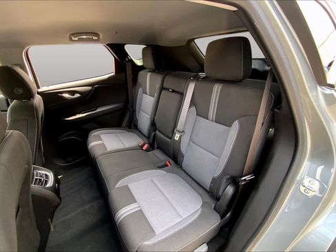 Used 2024 Chevrolet Blazer LT w/ Convenience Package FWD image 20