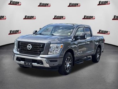 Used 2020 Nissan Titan SV w/ SV Convenience Package