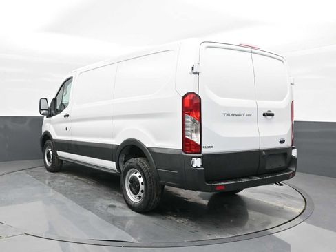 New 2024 Ford Transit 250 148 Medium Roof RWD image 7