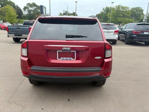 Used 2014 Jeep Compass Latitude FWD image 6