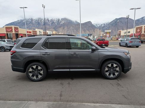 New 2026 Honda Pilot Touring image 2