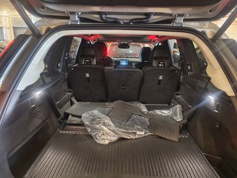 Certified 2026 Volvo XC90 B6 Plus w/ Protection Package AWD/4WD image 7