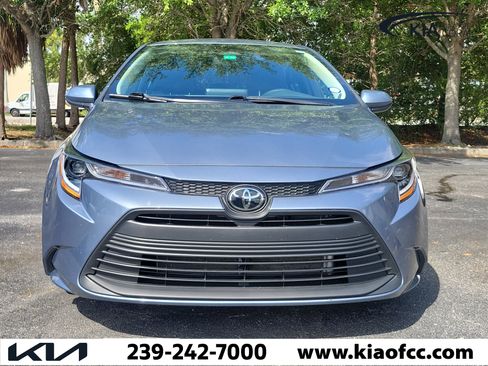 Used 2024 Toyota Corolla LE FWD image 2