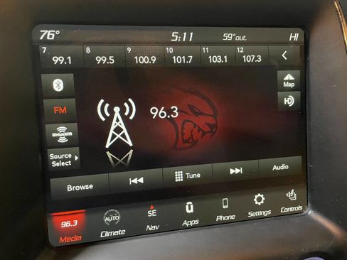 Used 2018 Dodge Durango SRT image 38