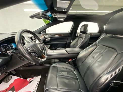 Used 2019 Lincoln MKZ Reserve w/ Luxury Package FWD image 17