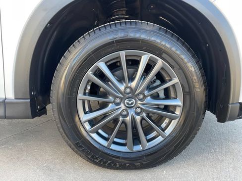 Used 2020 MAZDA CX-5 Touring FWD image 28