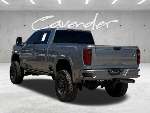 Used 2024 GMC Sierra 2500 Denali Ultimate AWD/4WD image 17