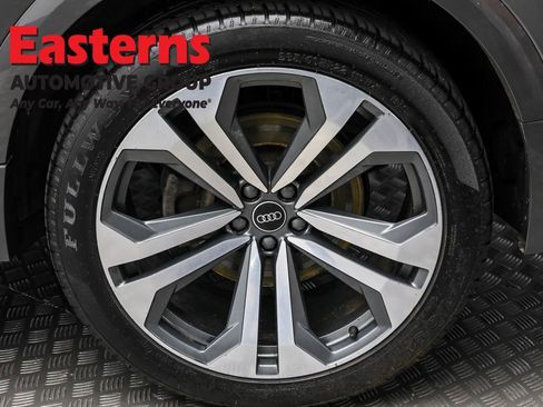Used 2022 Audi Q8 Prestige w/ Prestige Package image 8