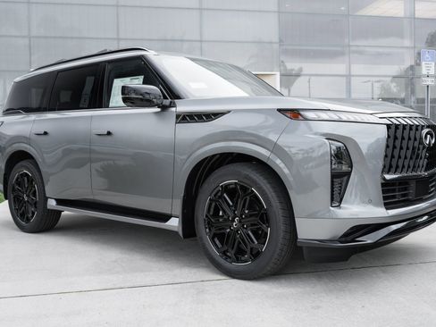 New 2026 INFINITI QX80 4WD w/ Sport Exterior Package image 3
