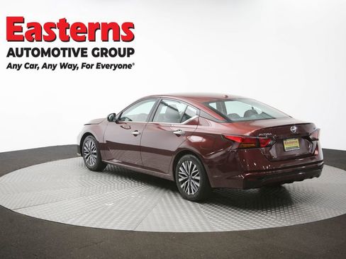 Used 2024 Nissan Altima 2.5 SV FWD image 64