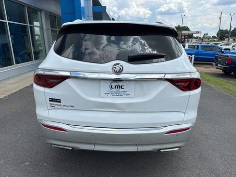 Used 2024 Buick Enclave Premium AWD/4WD image 5