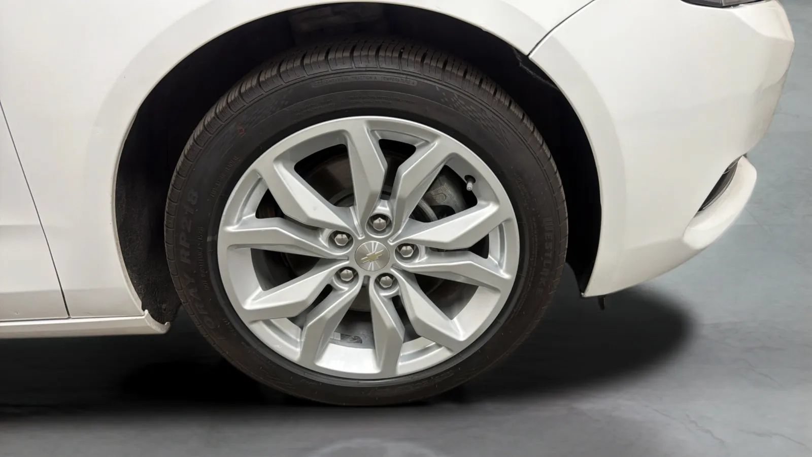 Used 2019 Chevrolet Impala LT FWD image 26