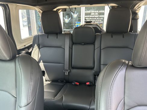 New 2025 Jeep Wrangler Sahara image 34