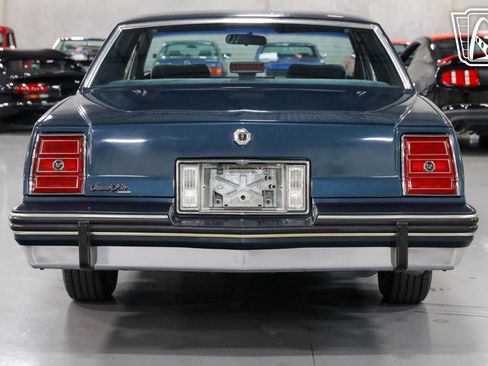 Used 1987 Pontiac Grand Prix LE image 28