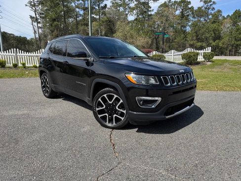 Used 2019 Jeep Compass Limited w/ Advanced Safety Group image 8
