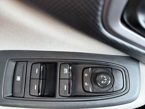 Certified 2023 Subaru Forester AWD/4WD image 46