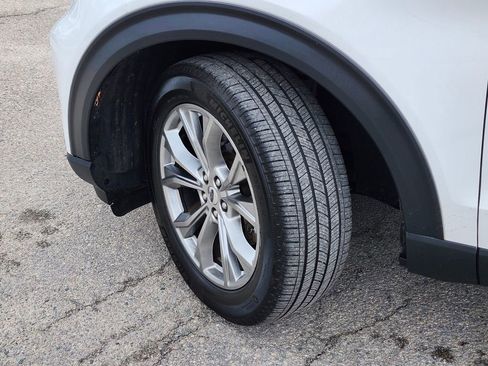 Certified 2022 Ford Explorer XLT w/ Equipment Group 202A image 35