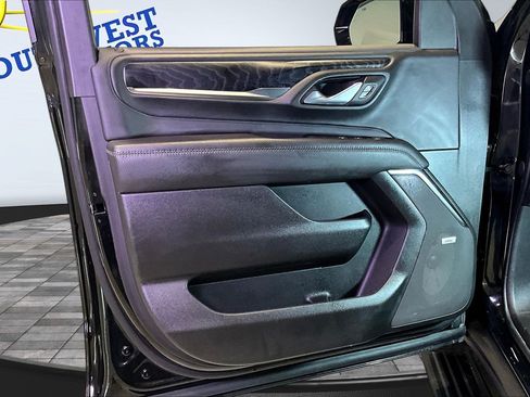 Used 2023 GMC Yukon XL Denali RWD image 20