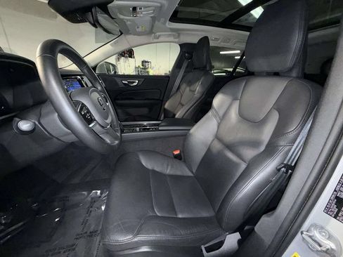 Used 2024 Volvo V60 B5 Cross Country Plus w/ Protection Package Premier AWD/4WD image 2