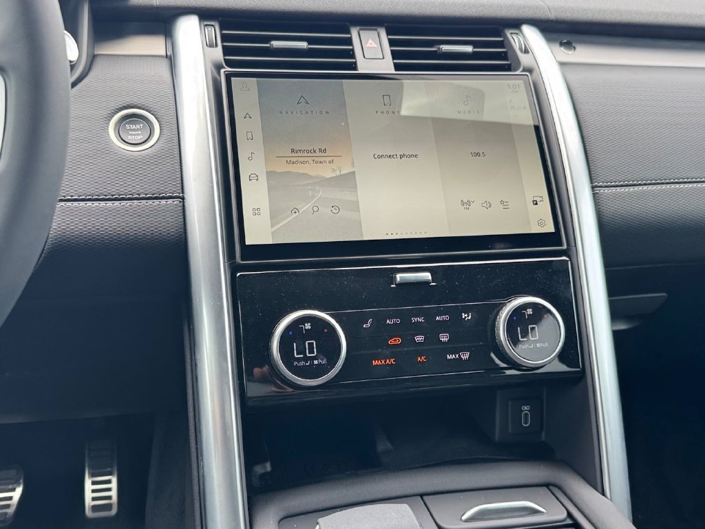 New 2026 Land Rover Discovery Limited Edition AWD/4WD image 12
