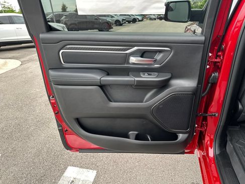 New 2026 RAM 1500 4x4 Crew Cab image 31