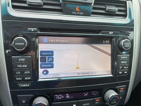 Used 2015 Nissan Altima 2.5 SV w/ Convenience Package FWD image 16