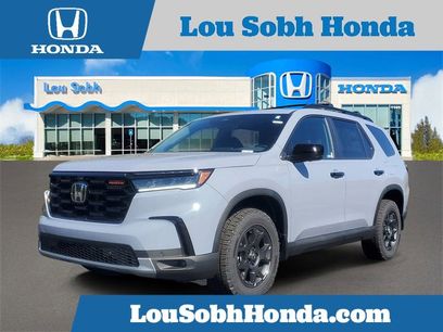 New 2025 Honda Pilot TrailSport
