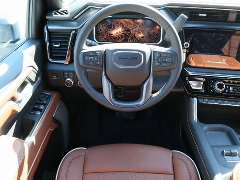 New 2026 GMC Sierra 3500 Denali Ultimate AWD/4WD image 13