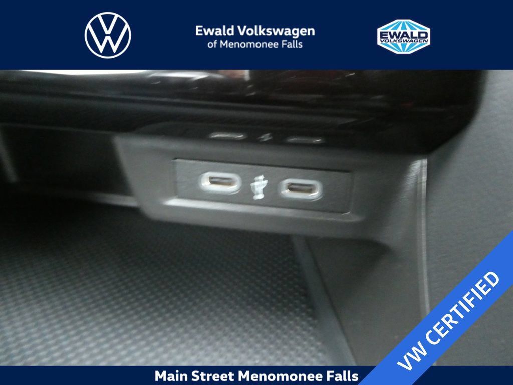 Certified 2026 Volkswagen Jetta S FWD image 30
