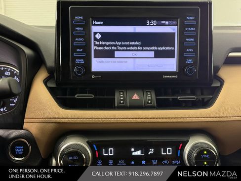 Used 2020 Toyota RAV4 XLE Premium FWD image 30