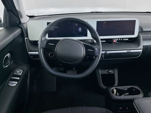 Used 2024 Hyundai Ioniq 5 SEL image 17