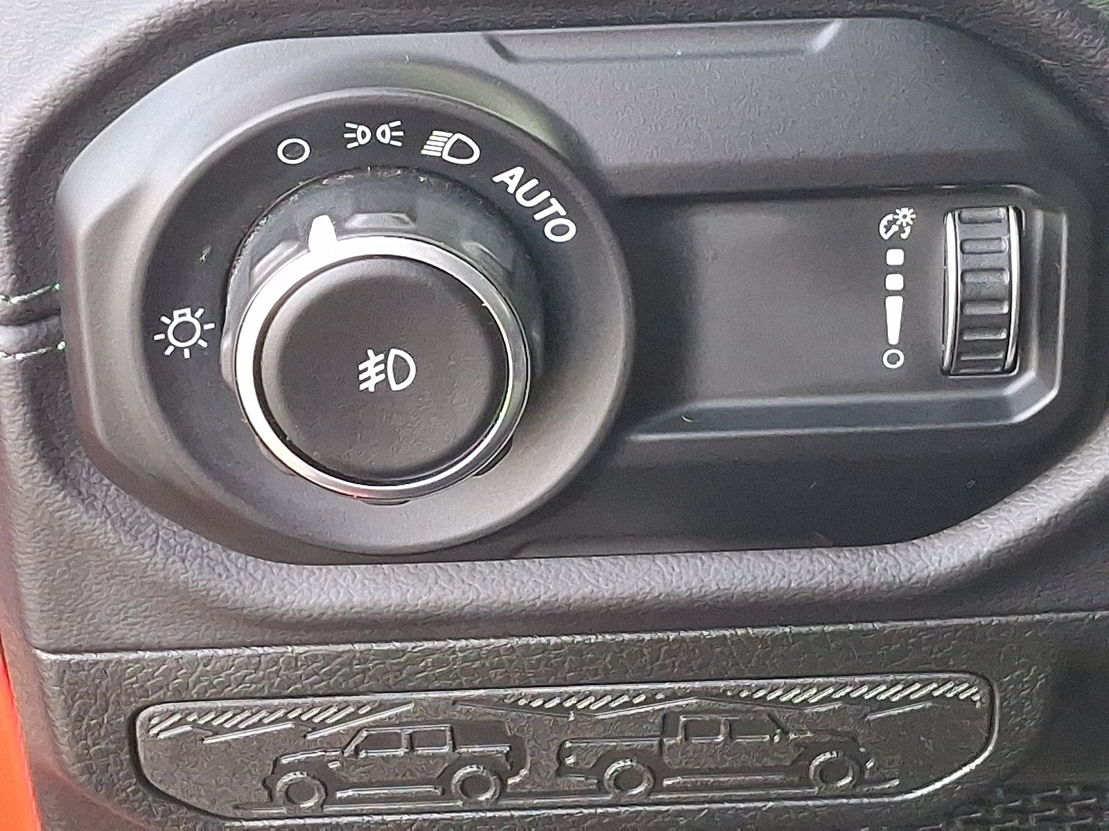 Used 2025 Jeep Wrangler Unlimited Rubicon AWD/4WD image 26